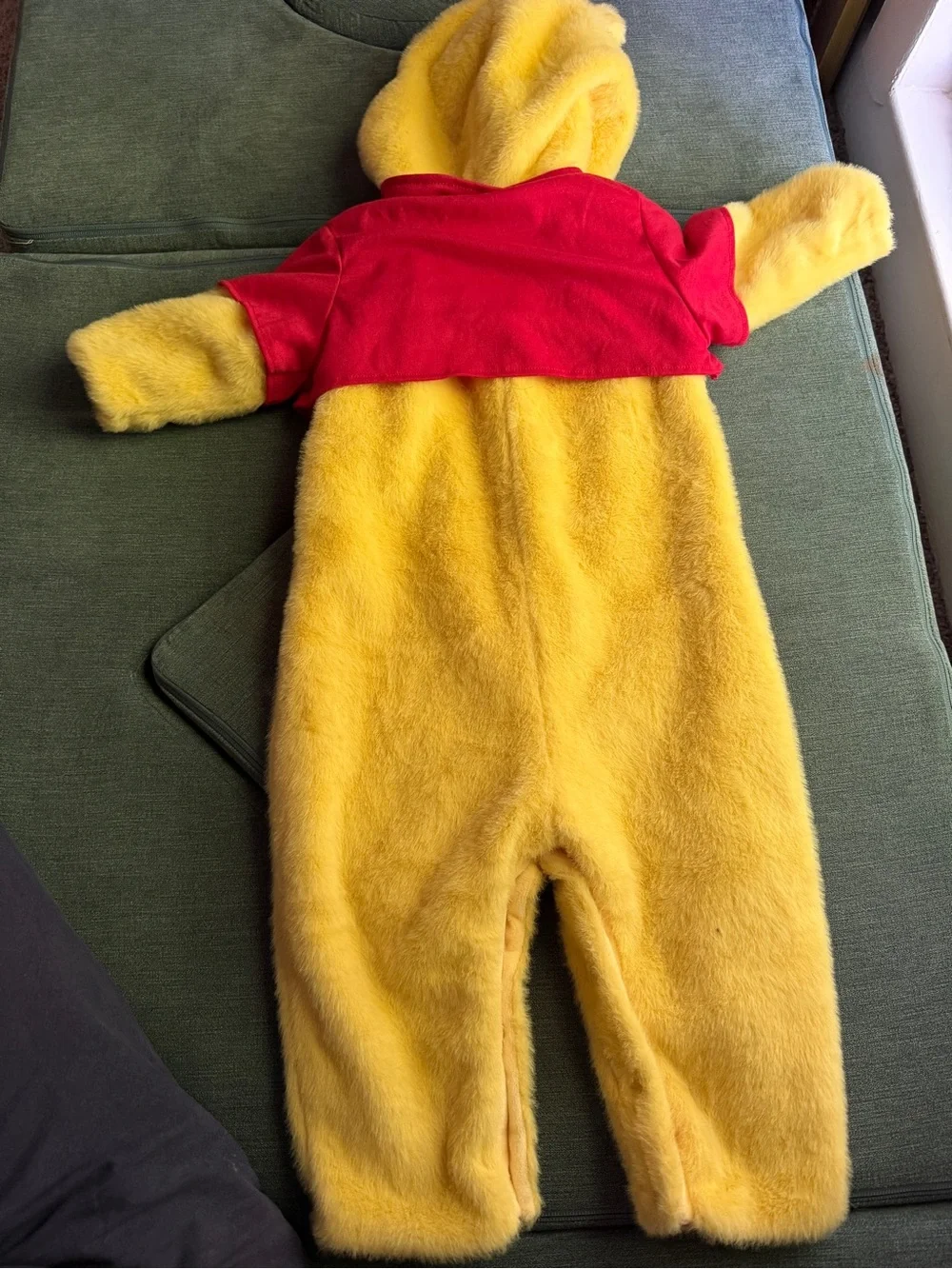 Pottery Barn Kids Winnie the Pooh Costume - Yellow & Red